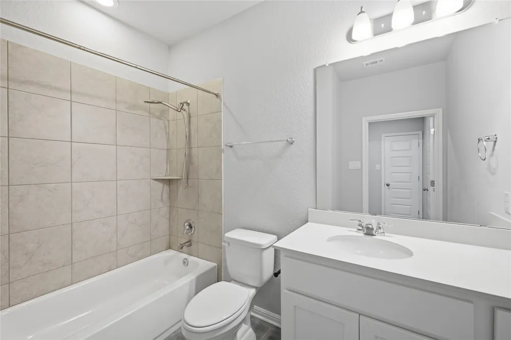 105 Quiet Man Drive Jarrell, TX 76537