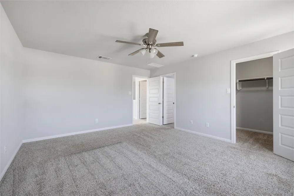 105 Quiet Man Drive Jarrell, TX 76537