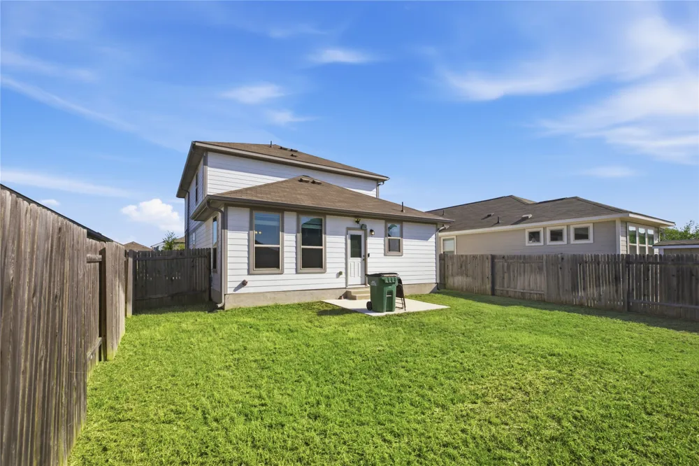 105 Quiet Man Drive Jarrell, TX 76537