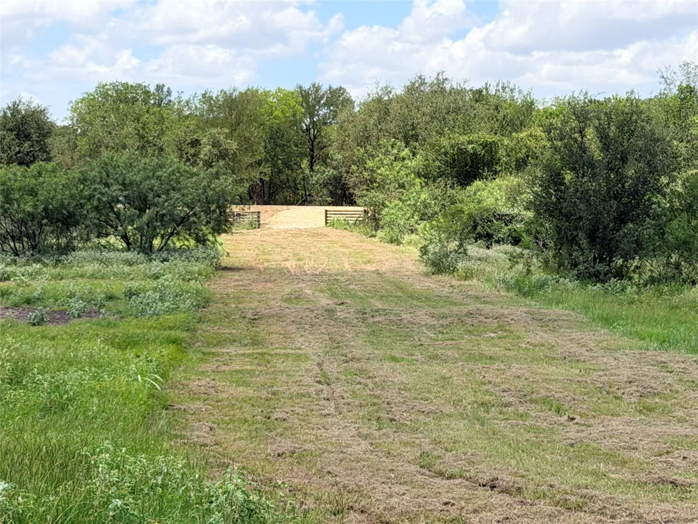FM 86 Tract 5 Highway Luling, TX 78648