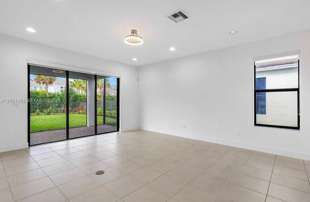 5485 Starfish Rd Westlake, FL 33470