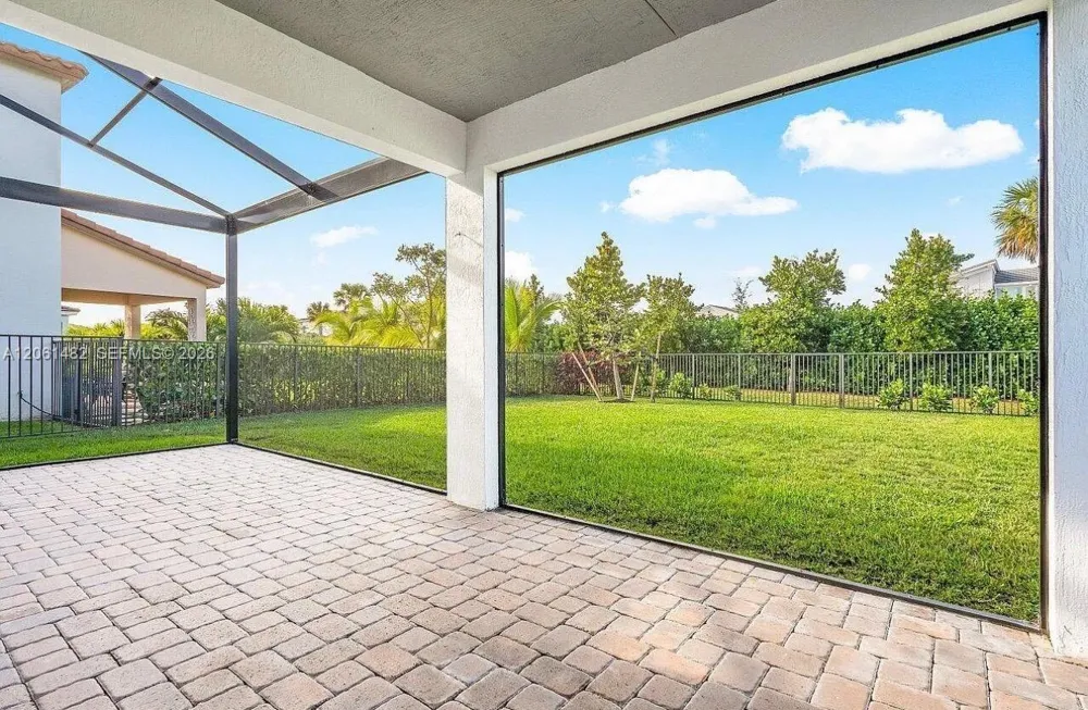 5485 Starfish Rd Westlake, FL 33470