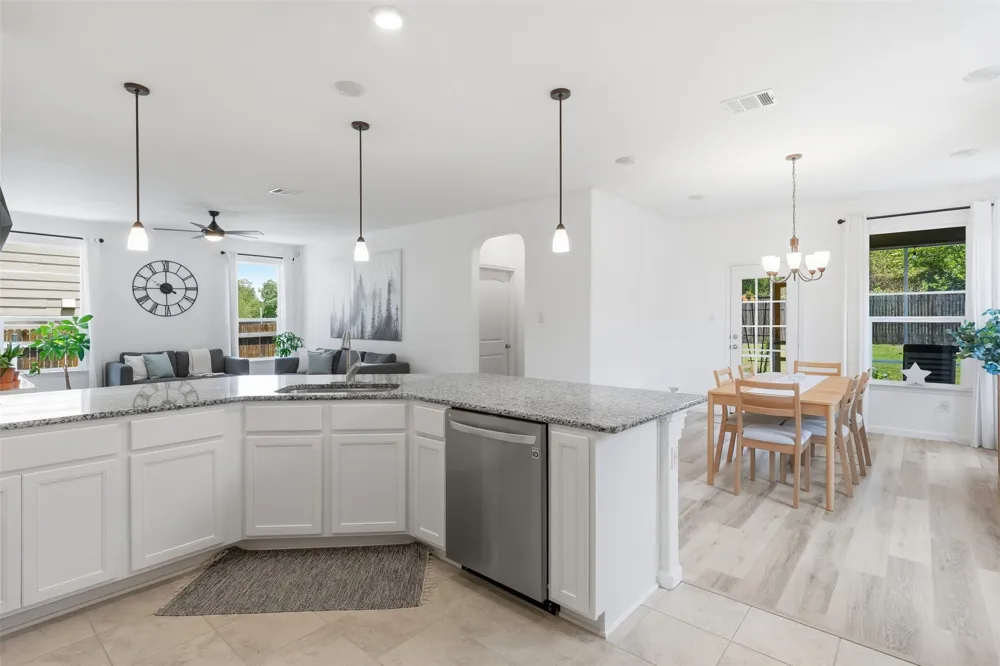 425 Conchillos Drive Georgetown, TX 78626