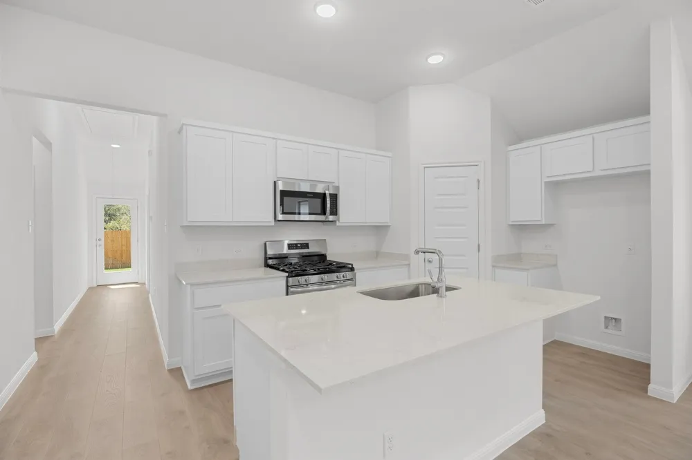 171 Hornet Street Elgin, TX 78621