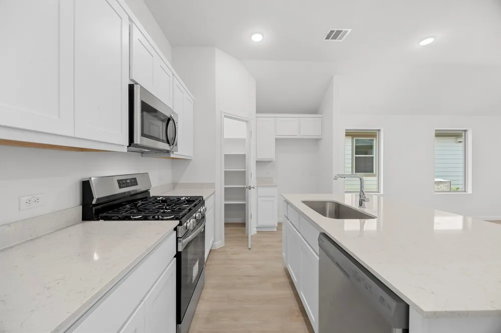 171 Hornet Street Elgin, TX 78621