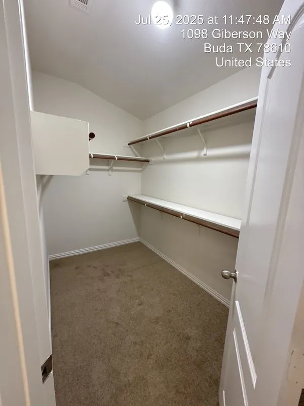 1098 Giberson Way Buda, TX 78610