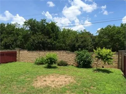 1098 Giberson Way Buda, TX 78610