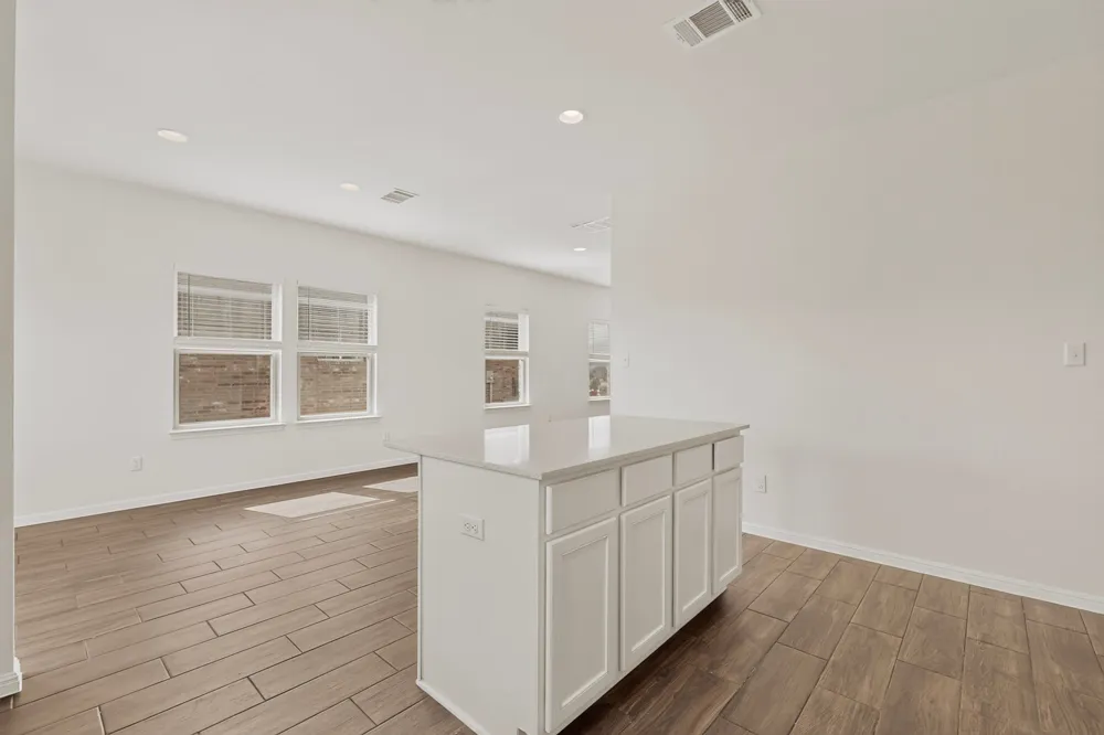 12432 Ostrich Trail Manor, TX 78653