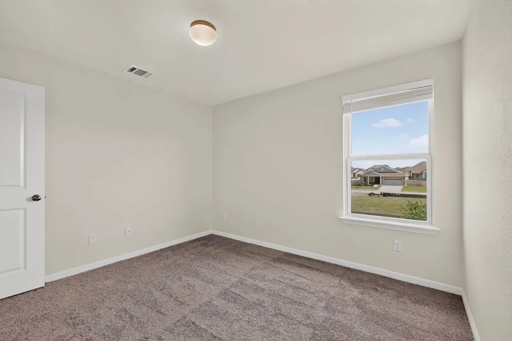 12432 Ostrich Trail Manor, TX 78653