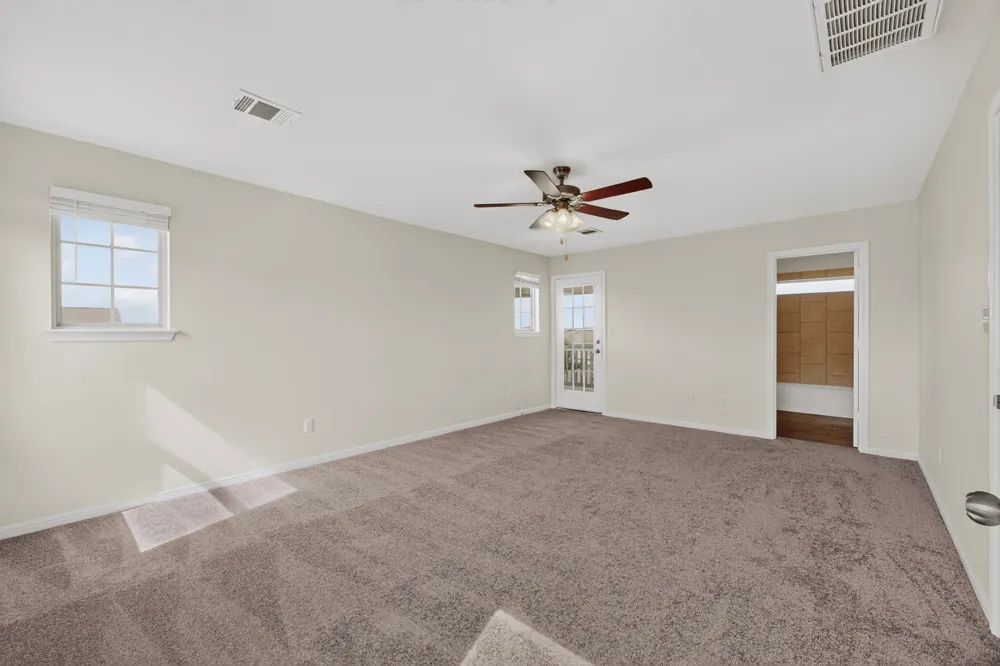 12432 Ostrich Trail Manor, TX 78653