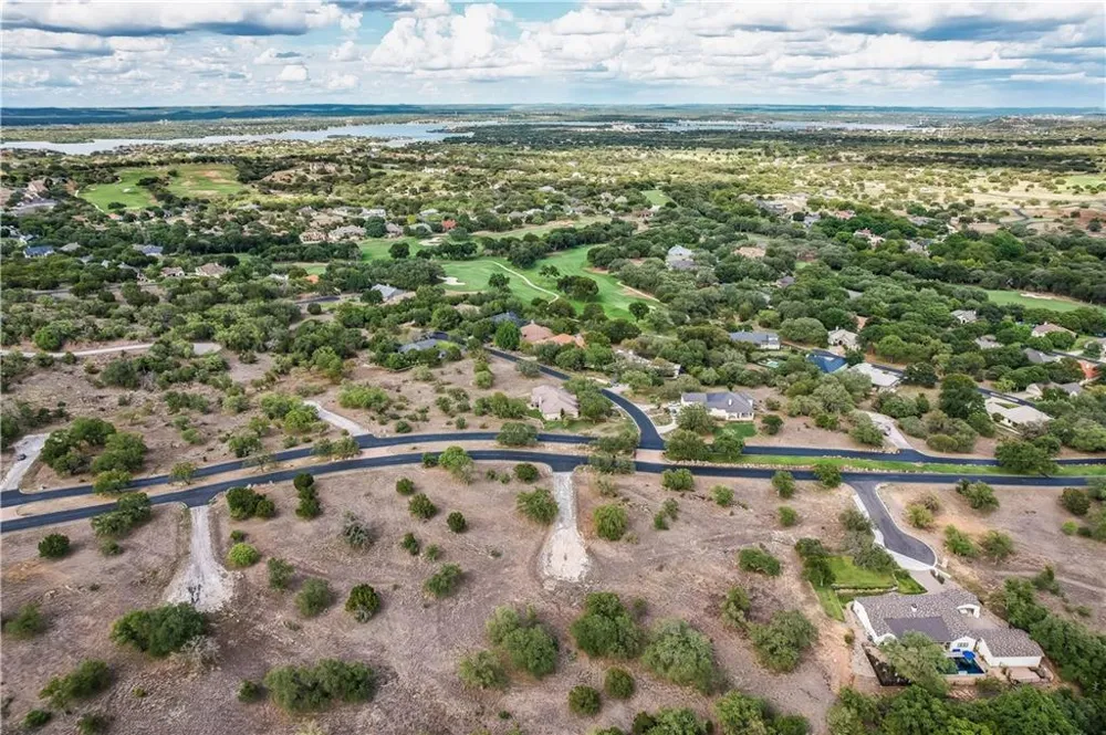 106 Platinum Horseshoe Bay, TX 78657