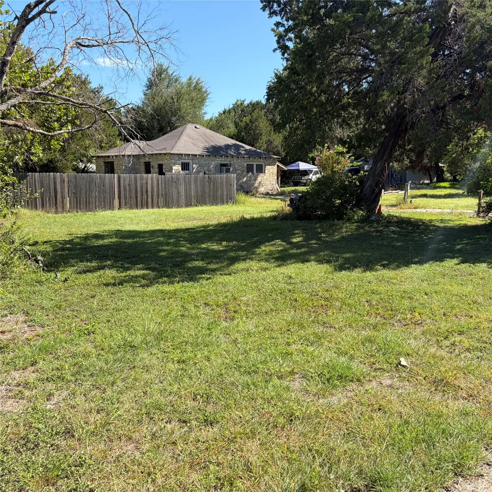 1305 High Chaparral Drive Leander, TX 78641