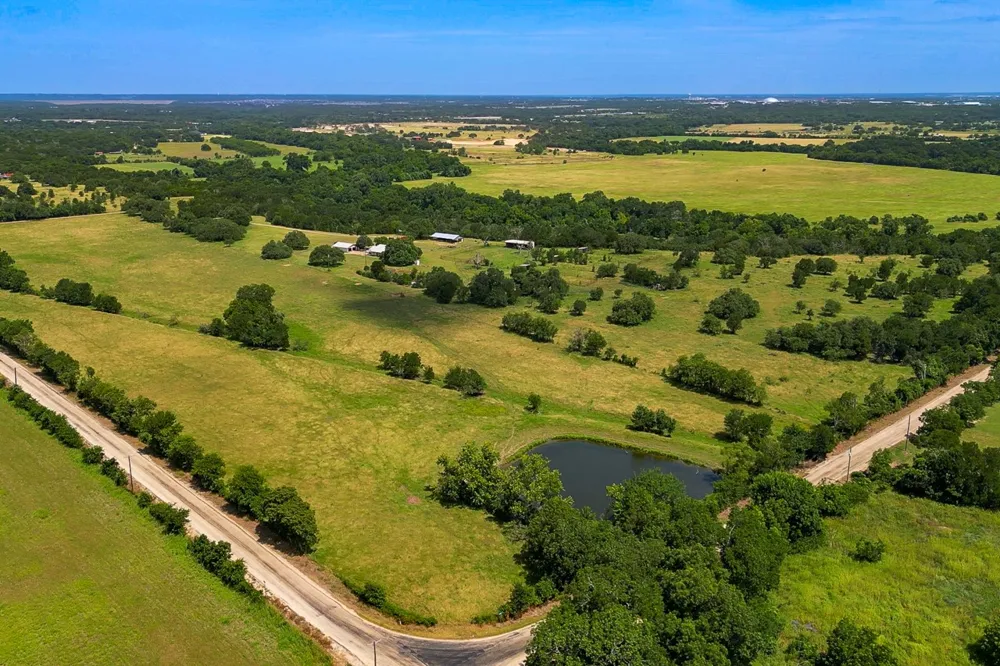 1498 Elmer King Road Belton, TX 76513