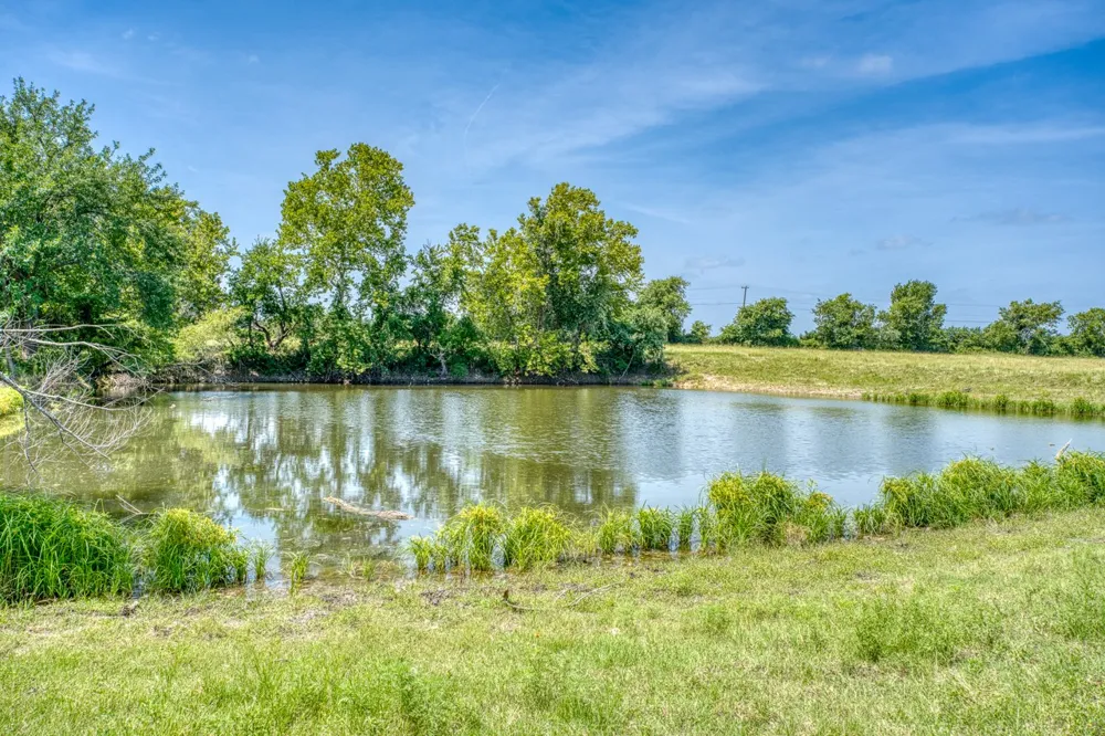 1498 Elmer King Road Belton, TX 76513