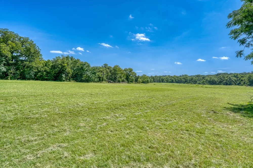 1498 Elmer King Road Belton, TX 76513