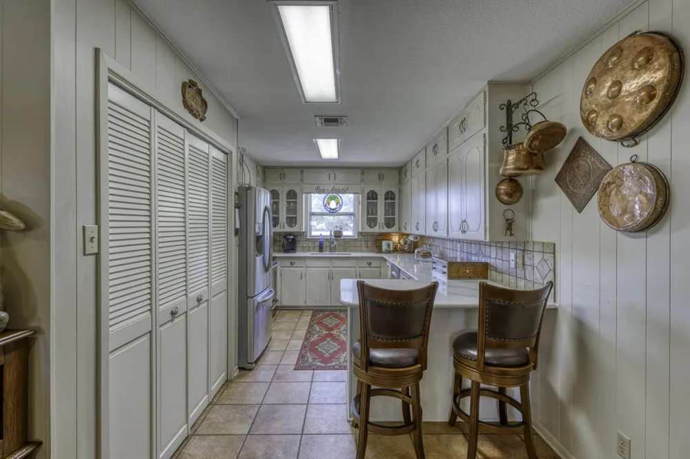 1498 Elmer King Road Belton, TX 76513