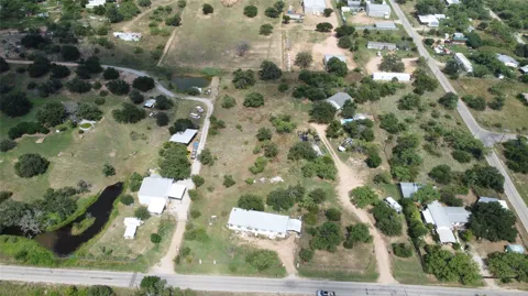 1209 Nora Lane