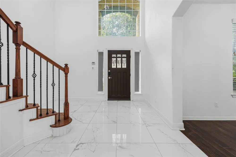 4372 Barchetta Drive Round Rock, TX 78665
