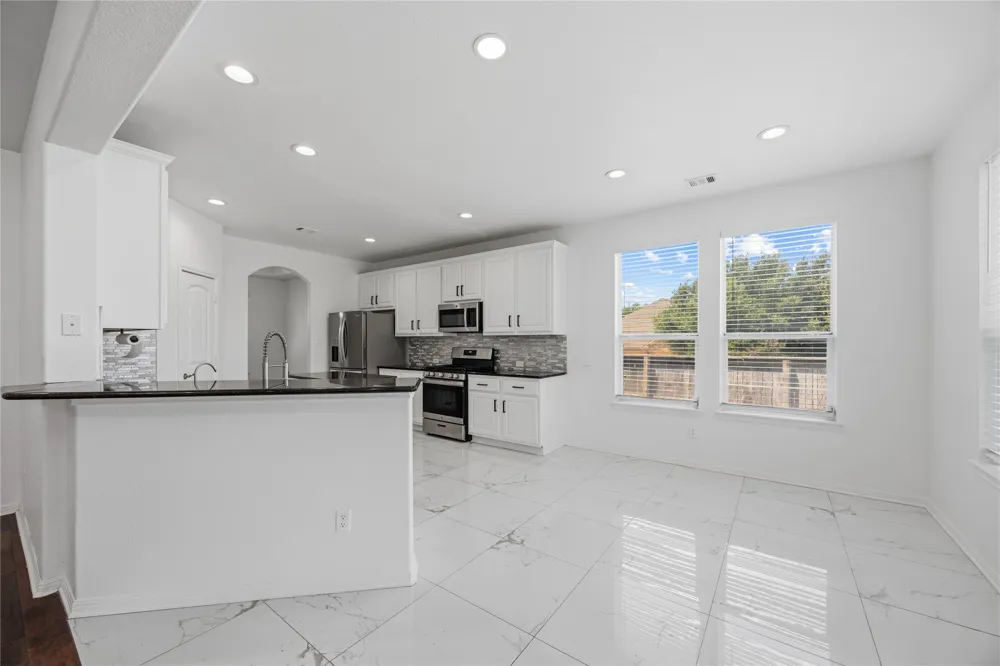 4372 Barchetta Drive Round Rock, TX 78665