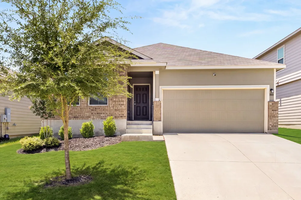 1008 Windflower New Braunfels, TX 78130
