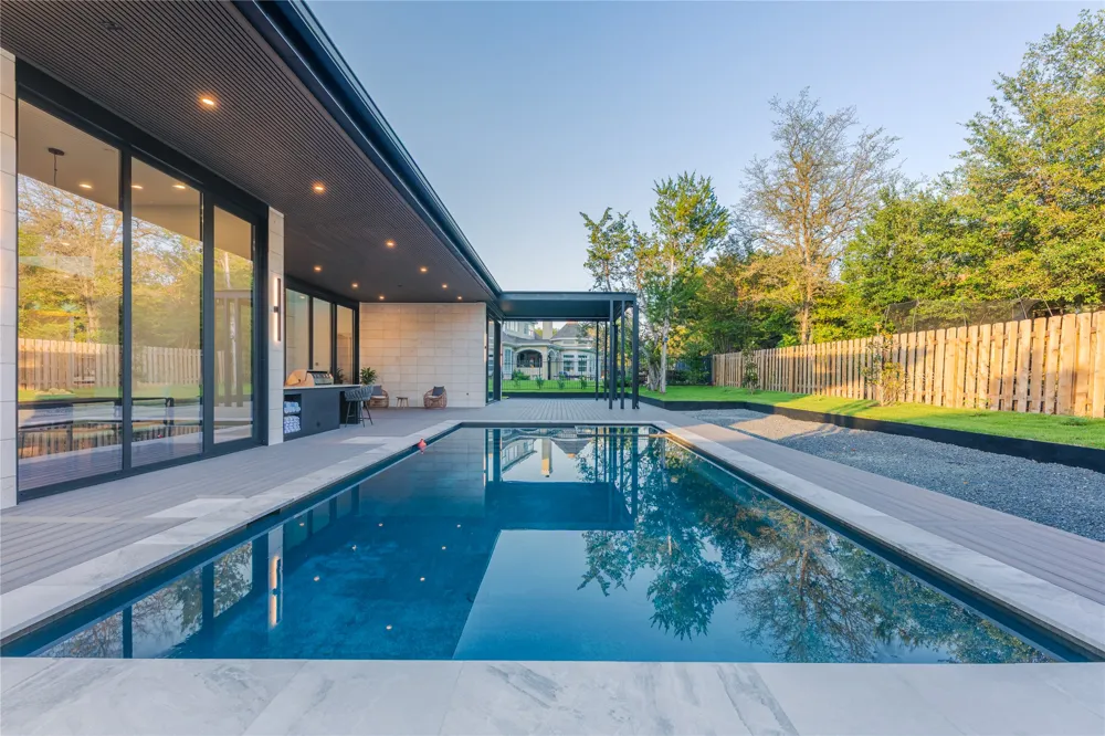 614 Robin Dale Drive Lakeway, TX 78734