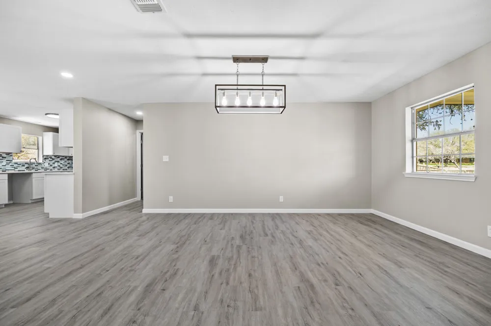 113 Crestline Drive Pleasanton, TX 78064