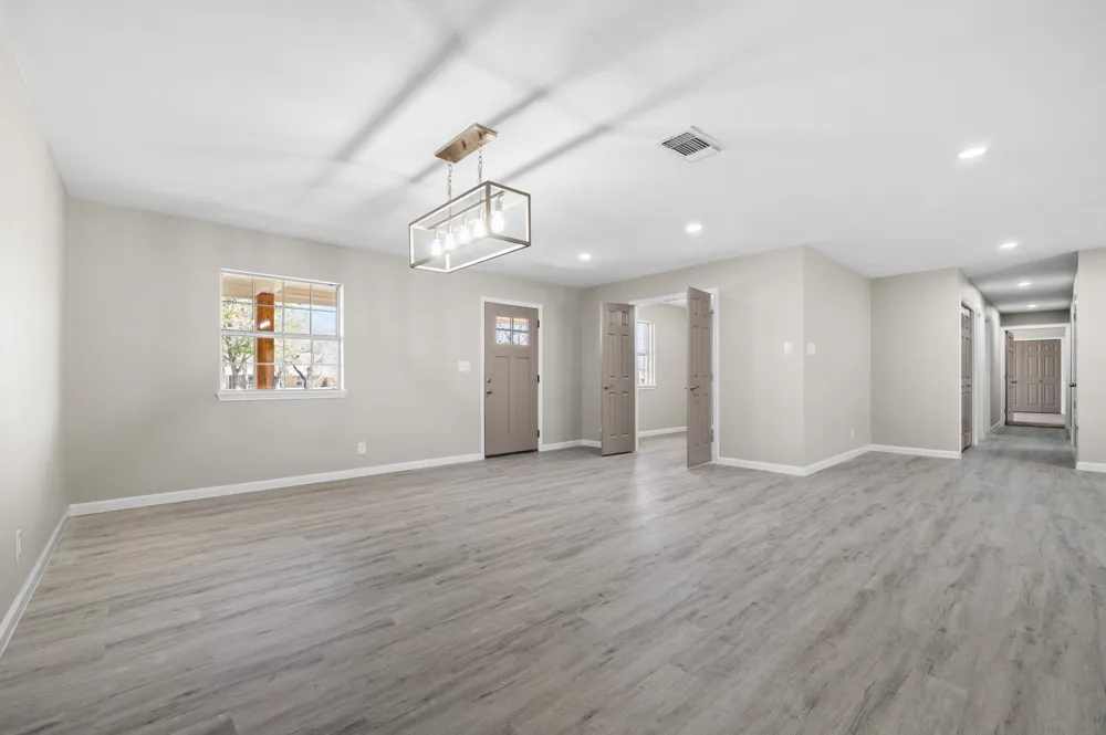 113 Crestline Drive Pleasanton, TX 78064