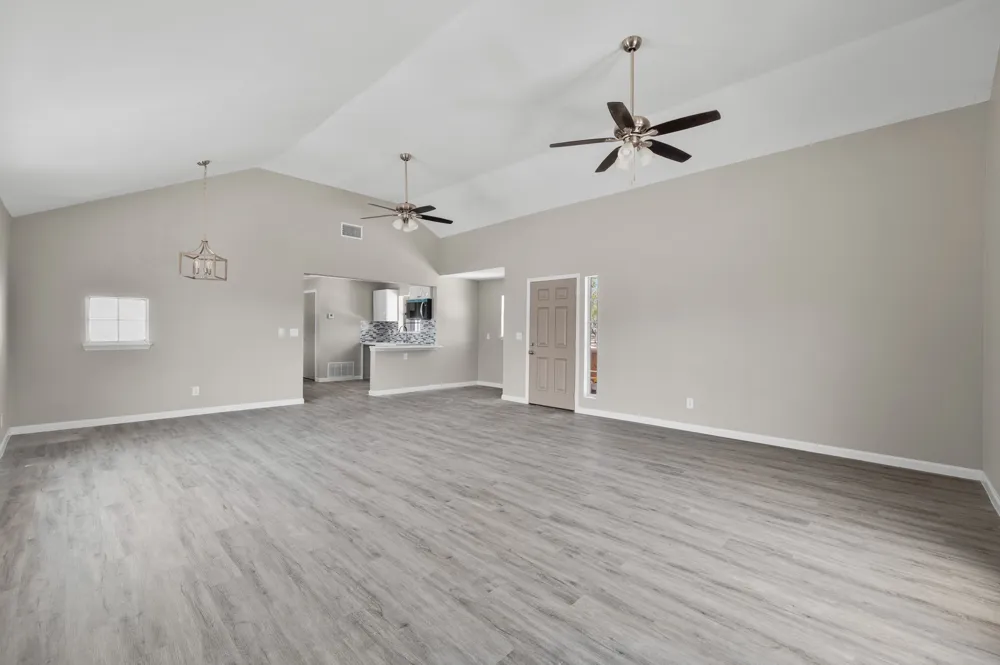 113 Crestline Drive Pleasanton, TX 78064