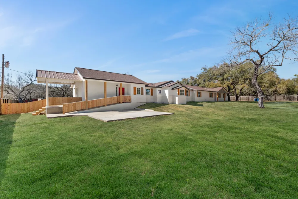 113 Crestline Drive Pleasanton, TX 78064