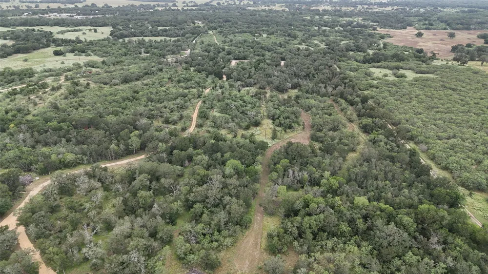 650 Coastal Lane Luling, TX 78648