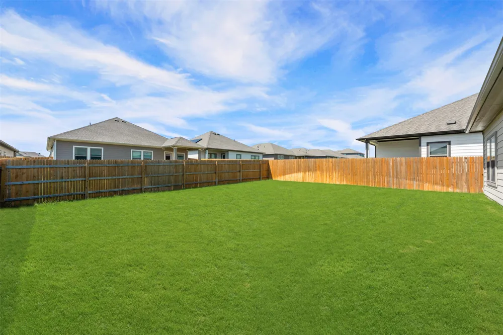 236 Lazy Lizzy Road Jarrell, TX 76537