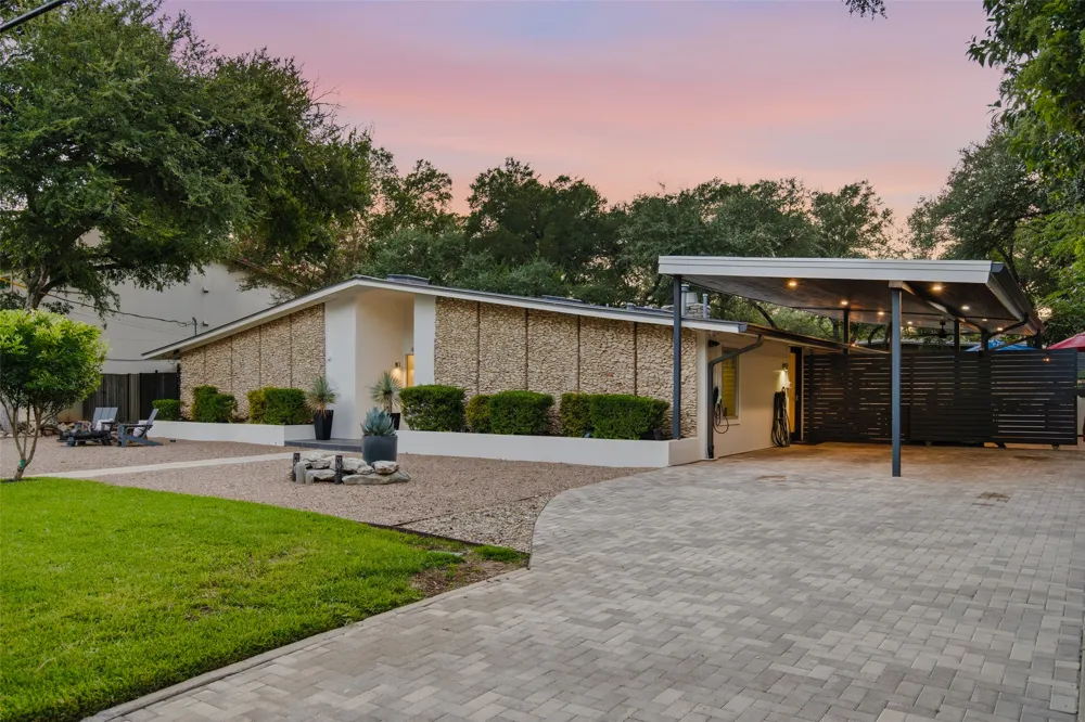 412 Ridgewood Road West Lake Hills, TX 78746