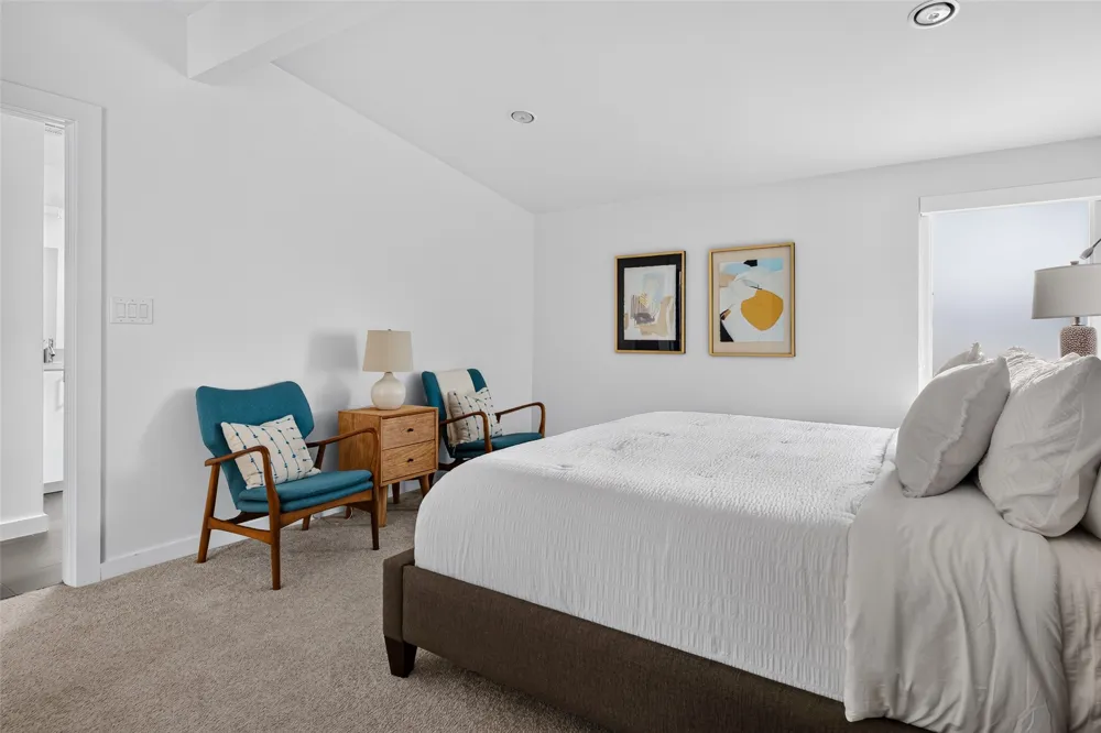 412 Ridgewood Road West Lake Hills, TX 78746