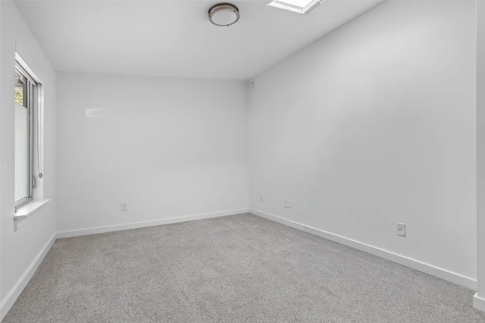412 Ridgewood Road West Lake Hills, TX 78746