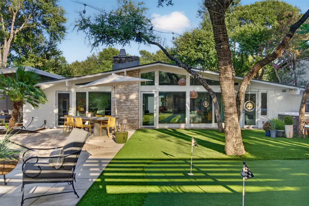 412 Ridgewood Road West Lake Hills, TX 78746