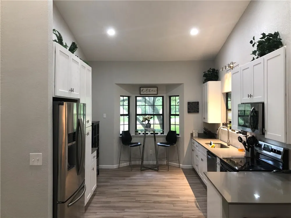 21825 Tallahassee Avenue Lago Vista, TX 78645