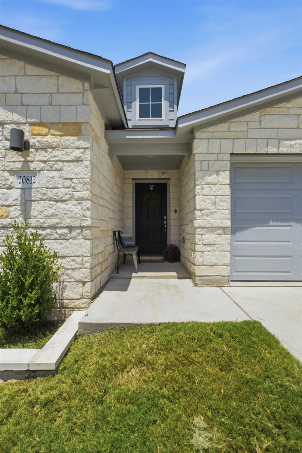 20812 Twisting Trail Lago Vista, TX 78645