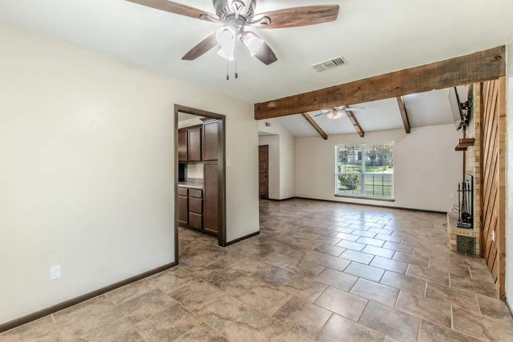 7273 Woodlake Circle Belton, TX 76513