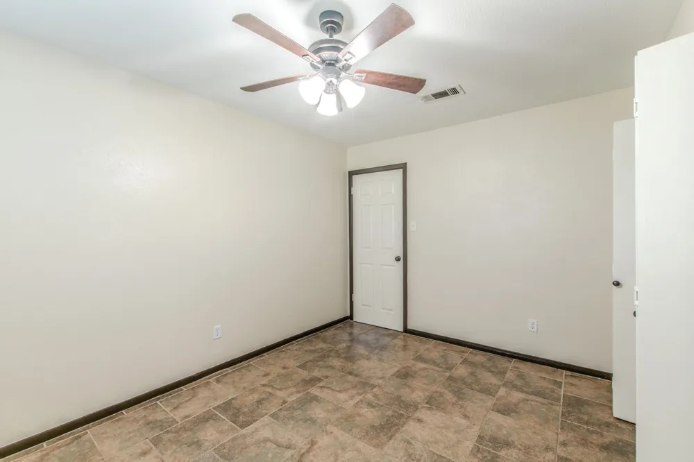 7273 Woodlake Circle Belton, TX 76513