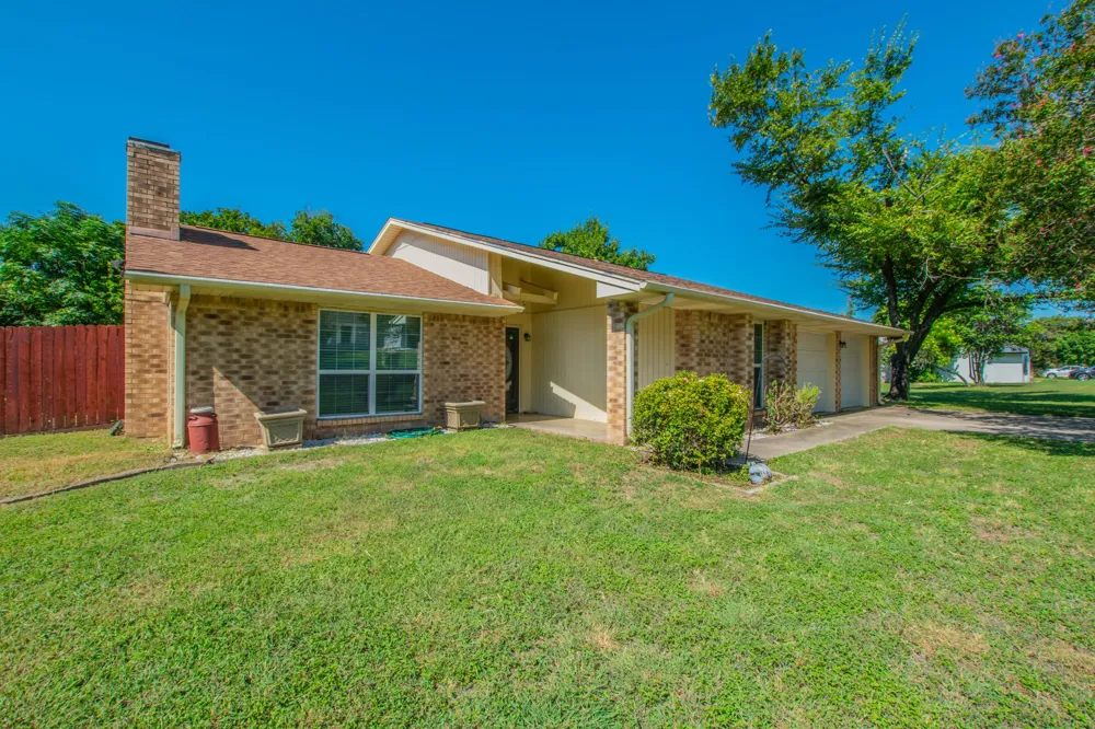 7273 Woodlake Circle Belton, TX 76513