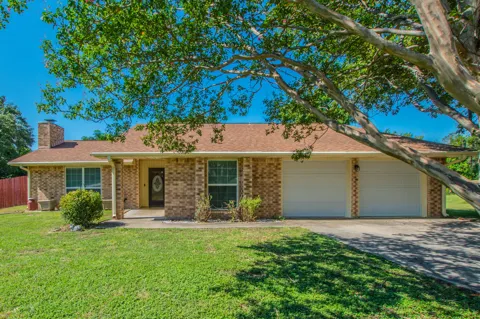 7273 Woodlake Circle