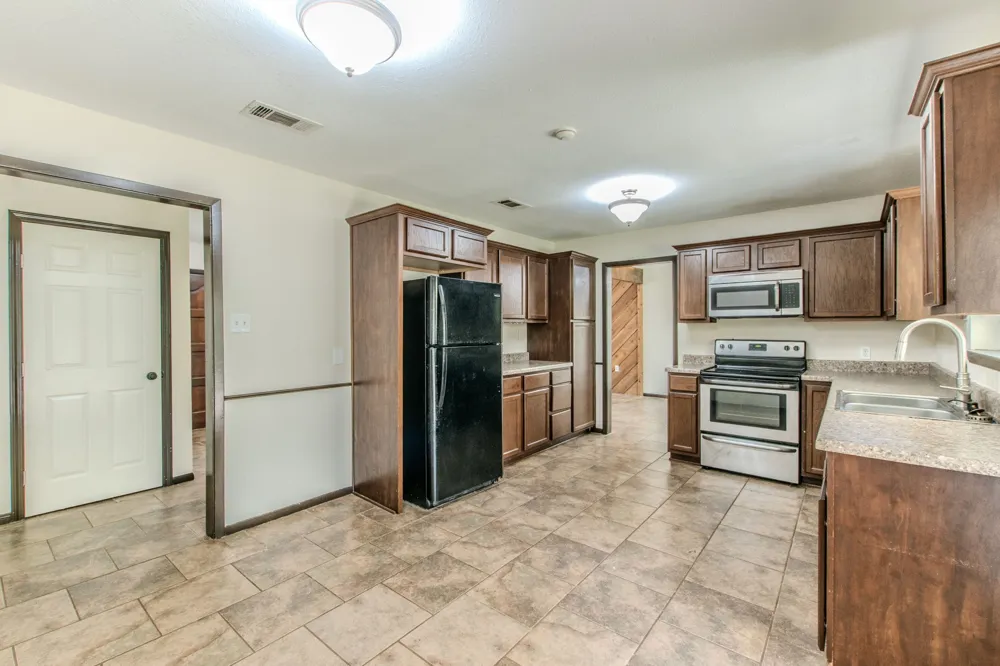 7273 Woodlake Circle Belton, TX 76513