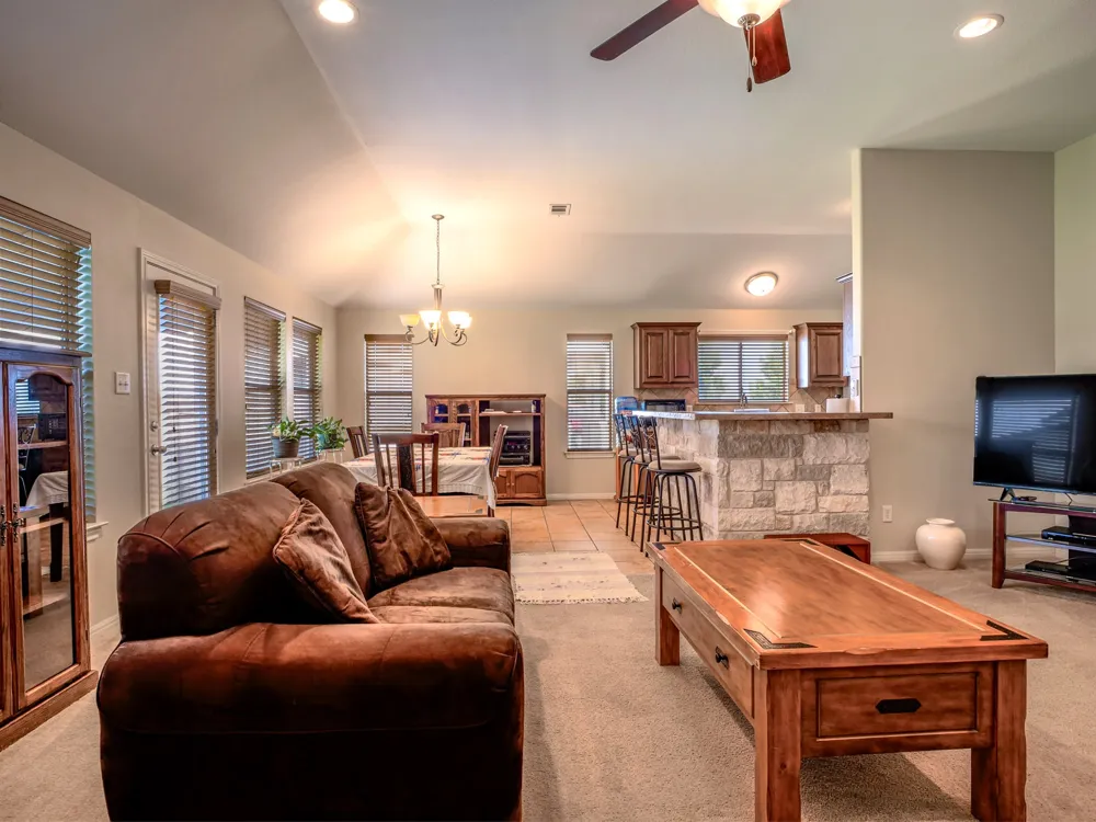 212 Cailin Court Burnet, TX 78611