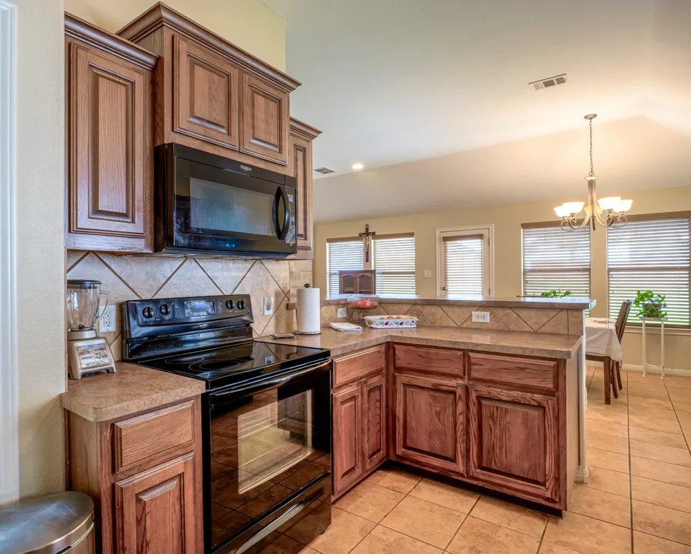 212 Cailin Court Burnet, TX 78611