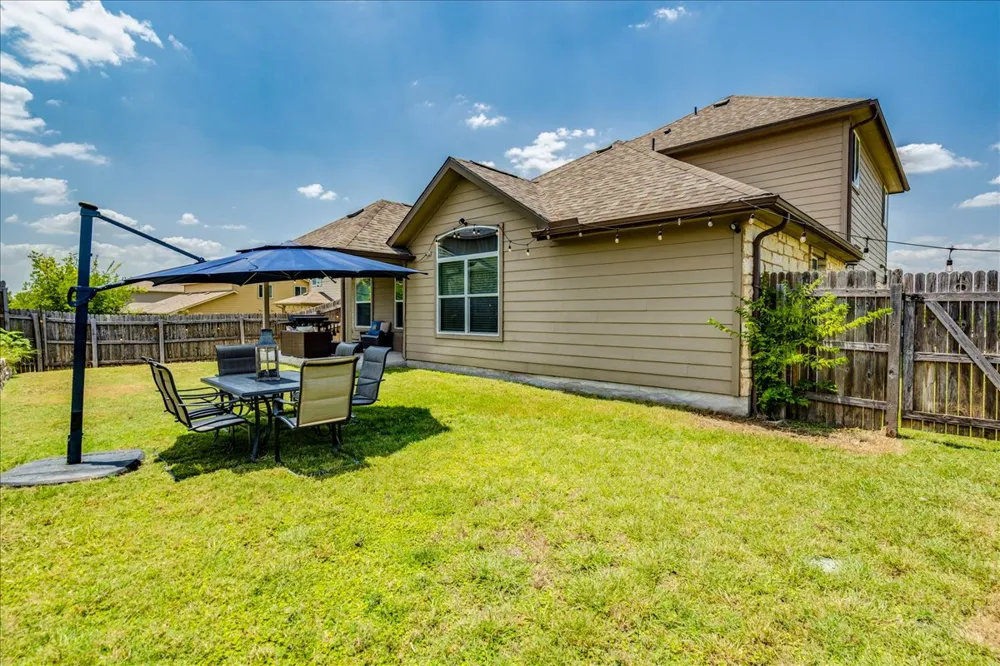 154 Screech Owl Drive Kyle, TX 78640