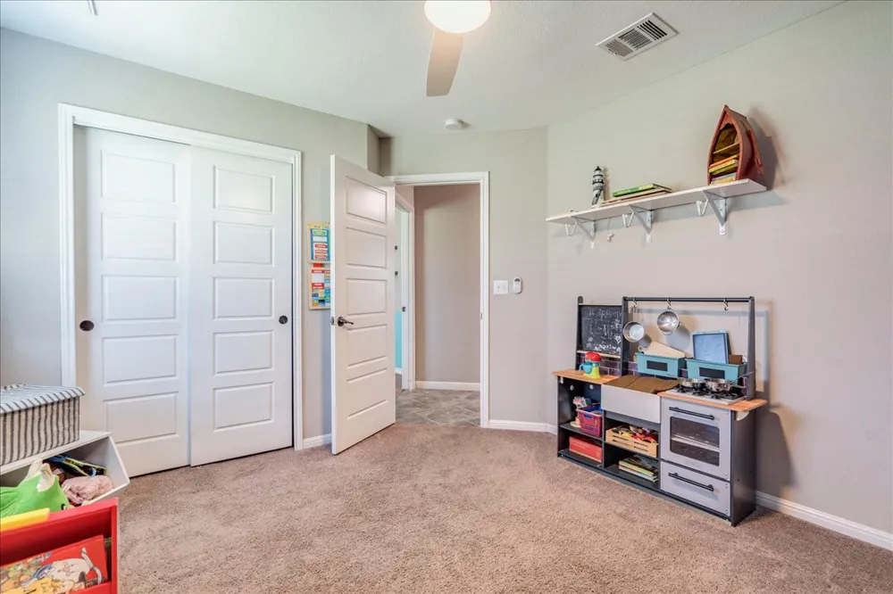 154 Screech Owl Drive Kyle, TX 78640