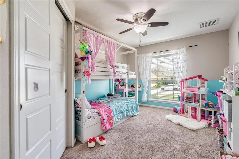 154 Screech Owl Drive Kyle, TX 78640
