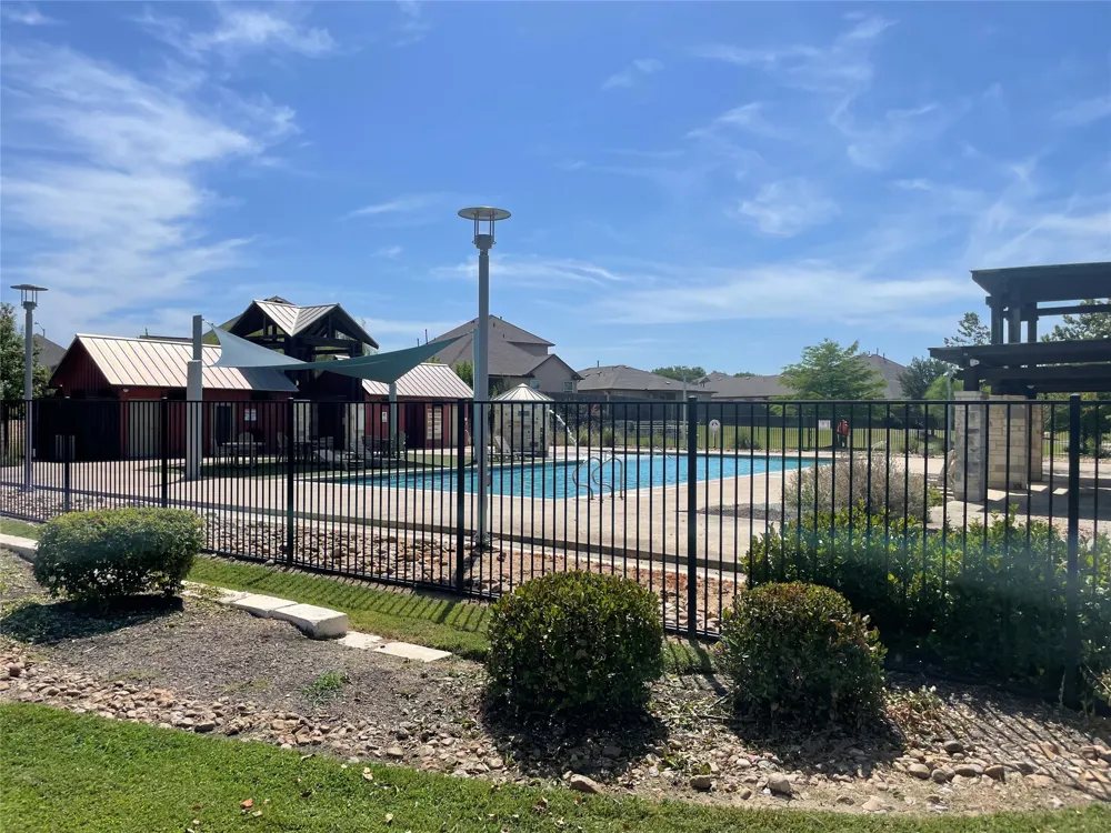 154 Screech Owl Drive Kyle, TX 78640