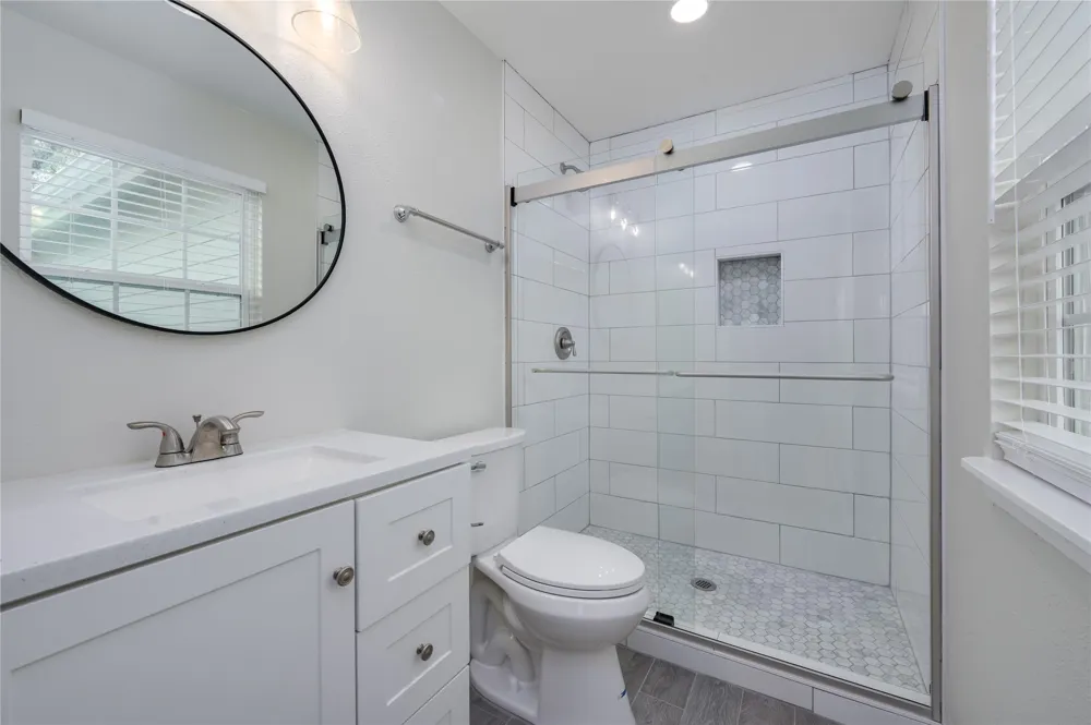 15302 Cavalier Canyon #A Drive #A Lakeway, TX 78734