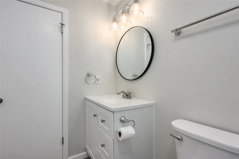 15302 Cavalier Canyon #A Drive #A Lakeway, TX 78734